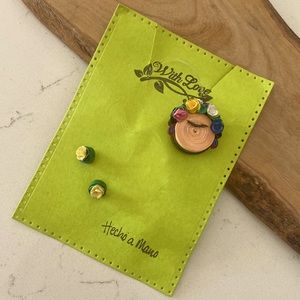 NWT Frida Kahlo jewelry set made with paper
